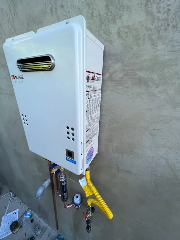 Tankless water heater installation for Beardstown homes